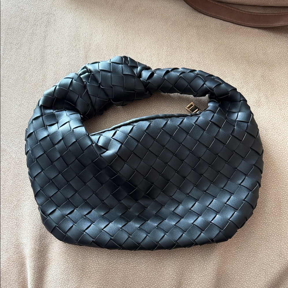 Urban Expressions Black Woven Hobo Bag